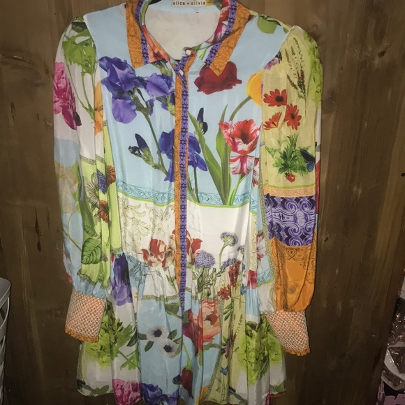 Alice + Olivia Dresses & Skirts - Alice & Olivia dress